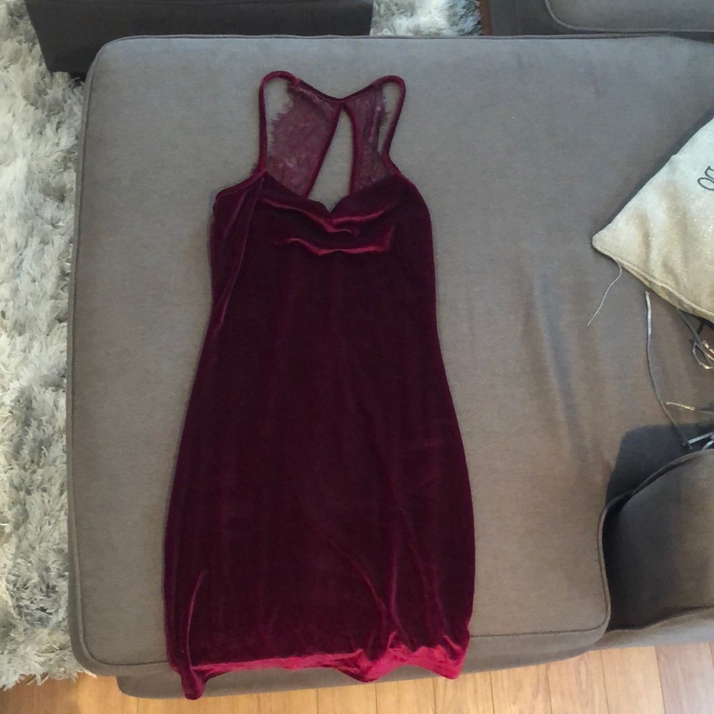 LULU’S red velvet mini dress